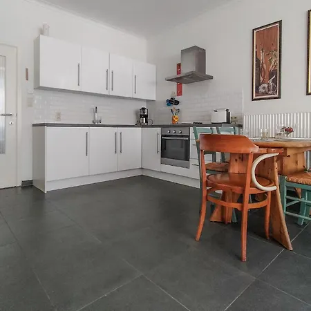 Awesome In With Kitchen Lejlighed Oostende